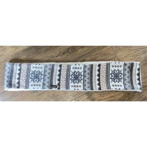 MUK LUKS | Black SnowflakeInfinity Scarf